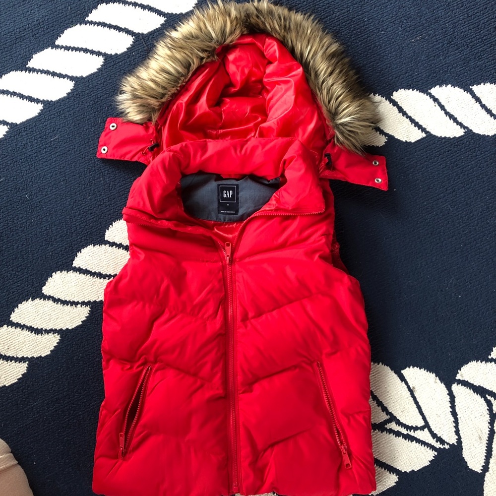 Gap vest Size S